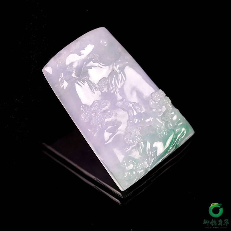 缅甸翡翠A货糯冰种春带彩玉牌 一马当先 37.3克