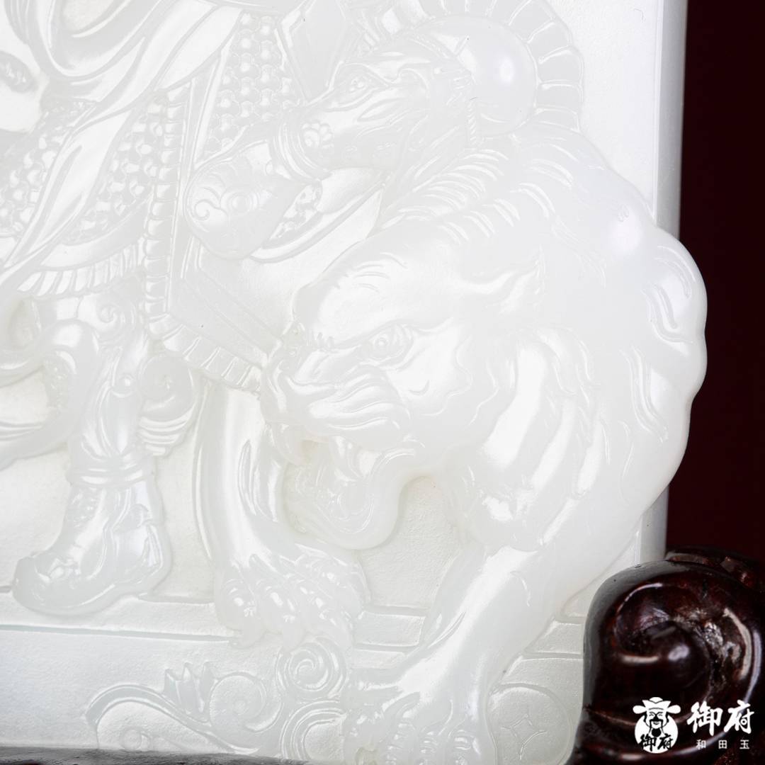 海派玉雕大师付雪飞工作室 重214.4克 新疆和田玉原毛孔皮白玉籽料摆件 武财神赵公明&middot;威震纳福