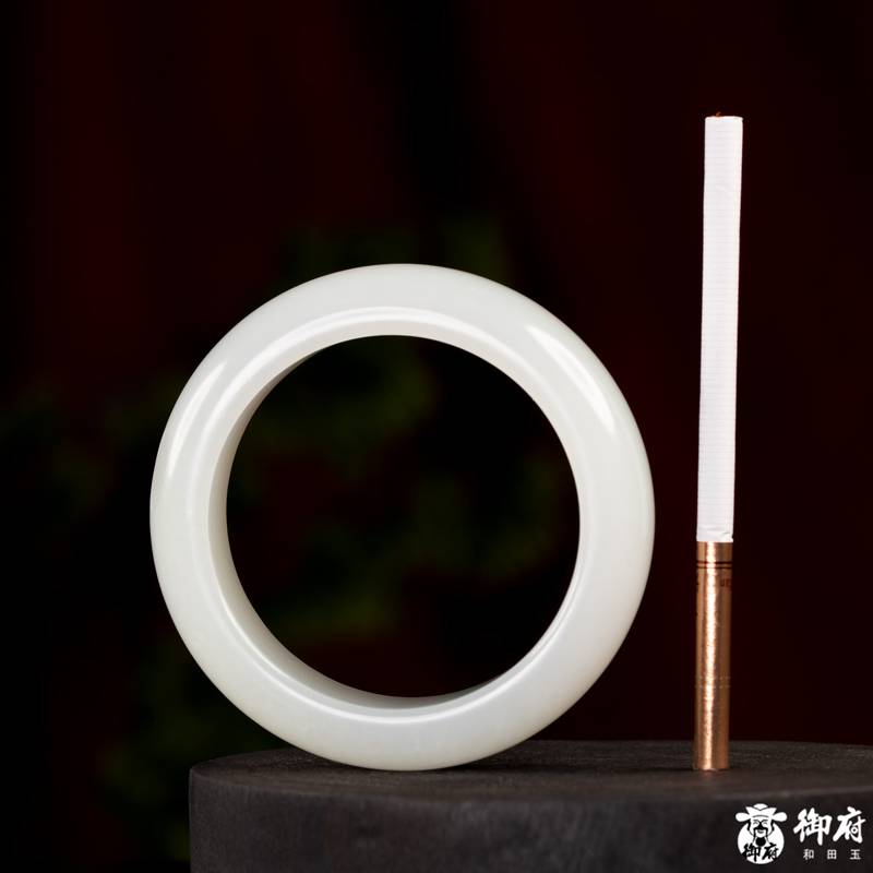 新疆和田玉白玉籽料圆条素面平安镯 107.7克 内径56.5mm