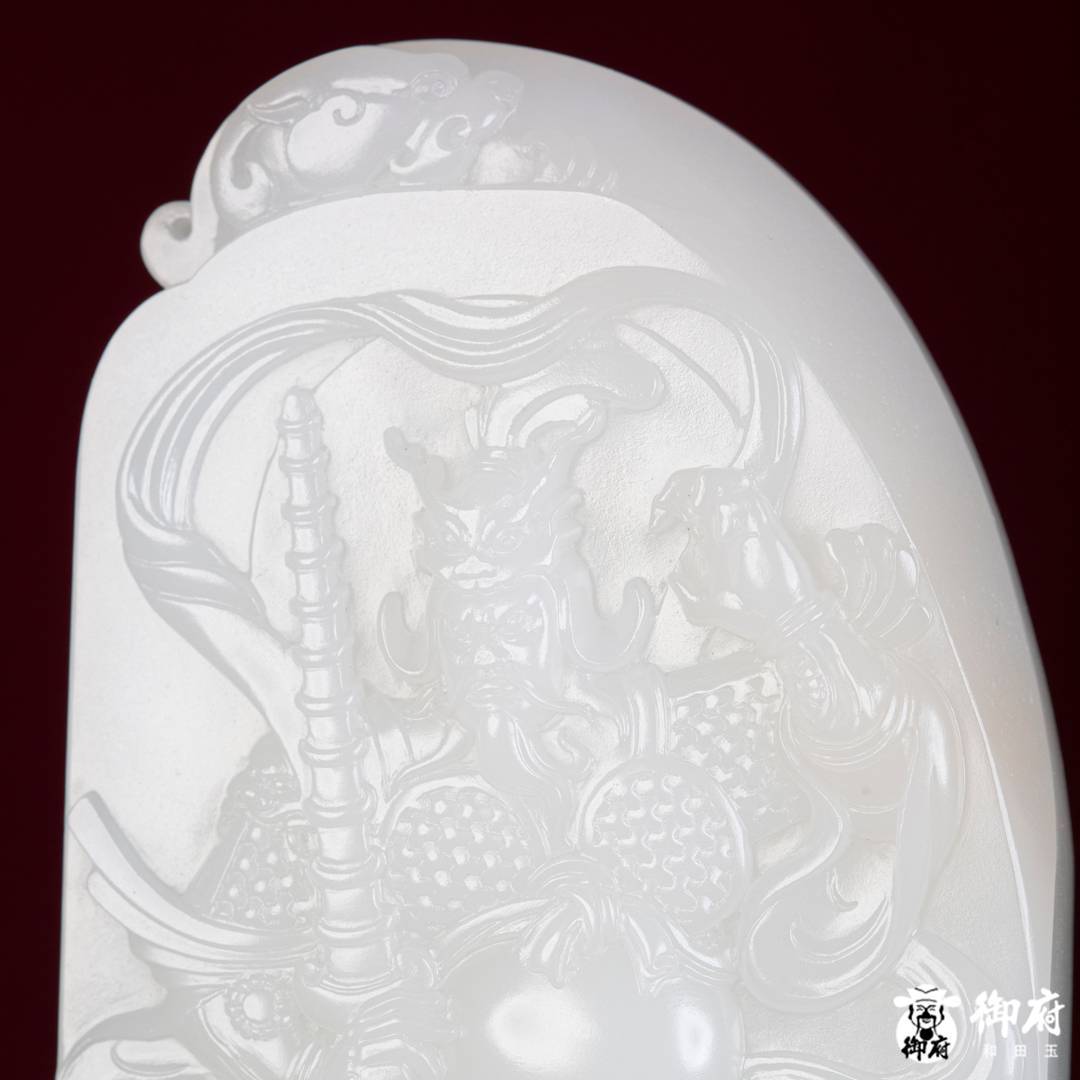 海派玉雕大师付雪飞工作室 重214.4克 新疆和田玉原毛孔皮白玉籽料摆件 武财神赵公明&middot;威震纳福